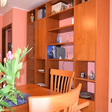 Apartment Alecarly *